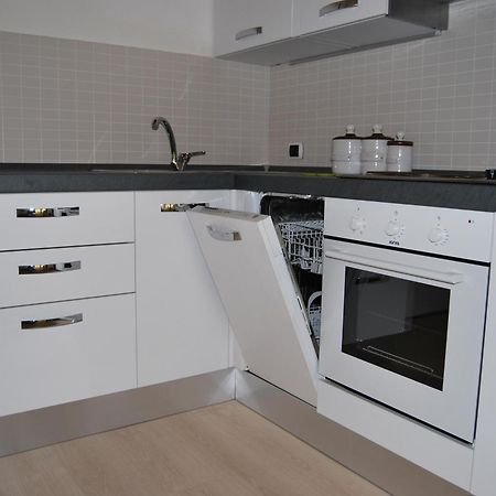 Residenza Finestra Sul Parco Appartement Comano Terme Kamer foto